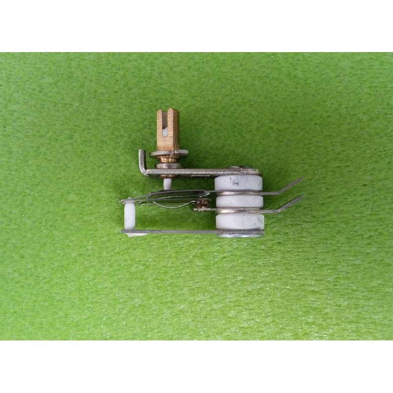 Терморегулятор KST220 / 10A / 250V / T250 (стержень h = 11мм) для кухонных электроплит, электродуховок