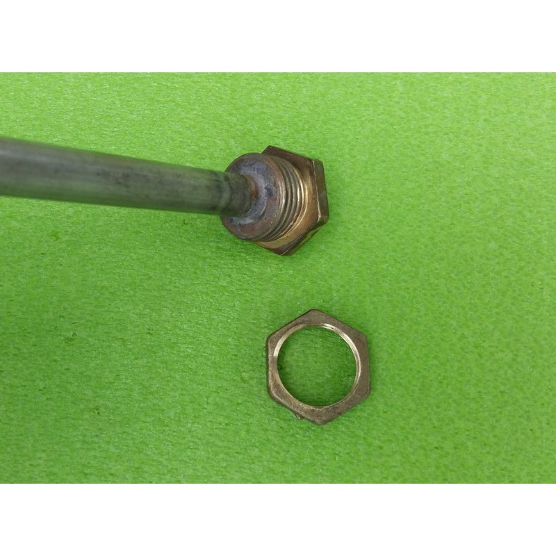 Трубка-колба з нержавіючої сталі Ø8,5мм на латунном штуцере Ø20мм (різьблення М20) з гайкою під терморегулятор, термометр